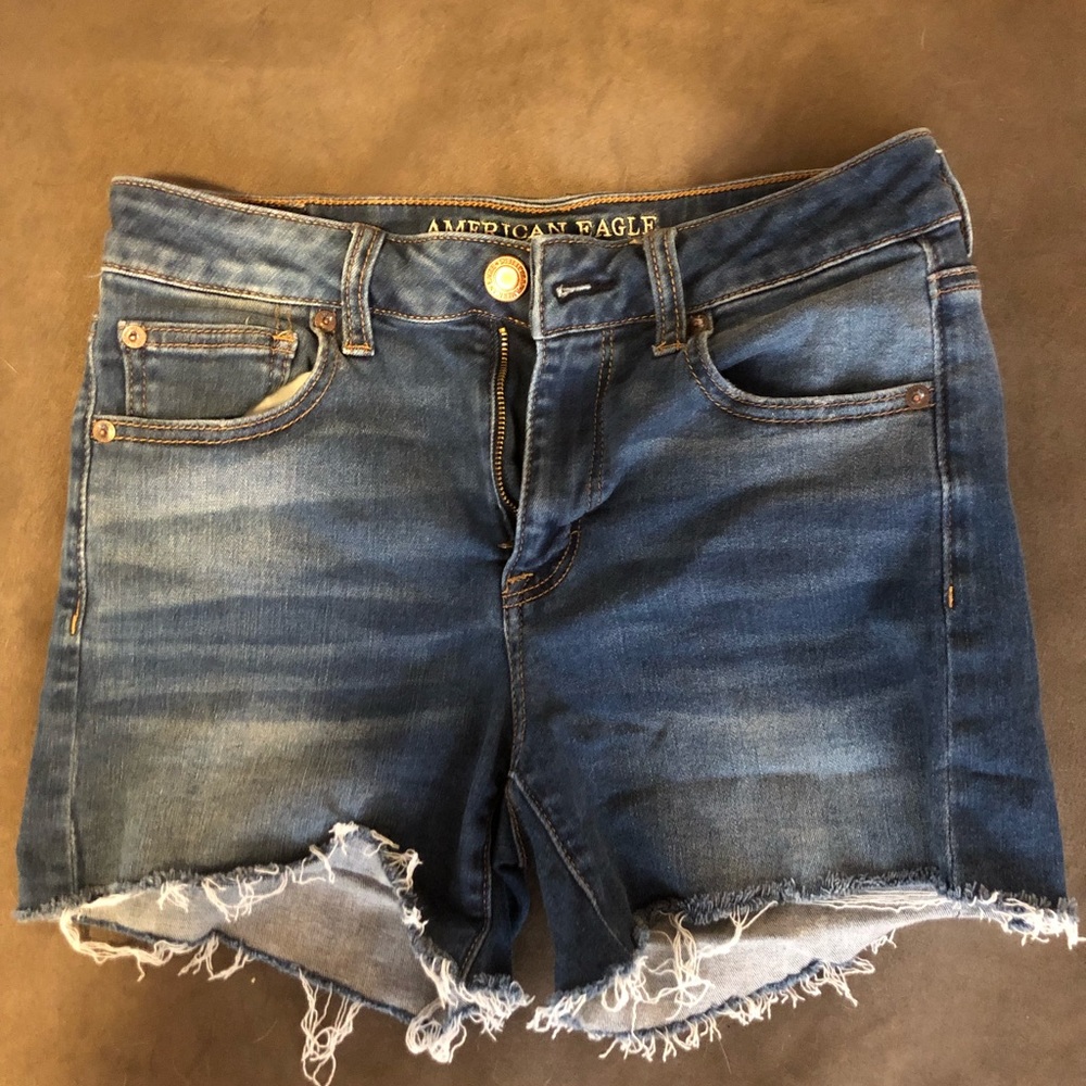 Women’s 10 AE hi-rise shortie